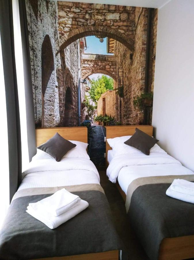 Dom Weselny Ludmila Bed & Breakfast Krasnik Ngoại thất bức ảnh