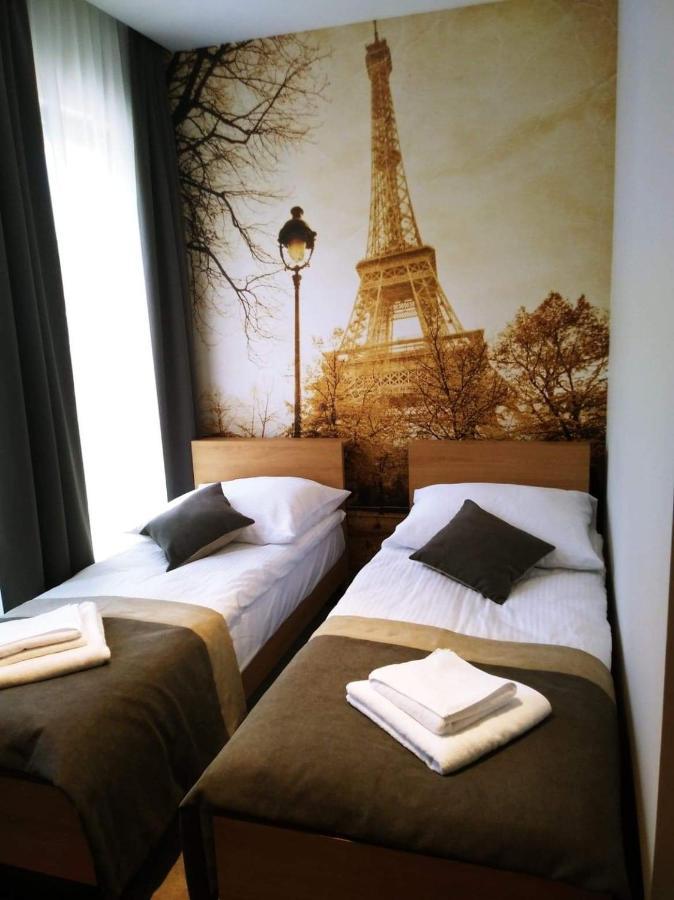Dom Weselny Ludmila Bed & Breakfast Krasnik Ngoại thất bức ảnh